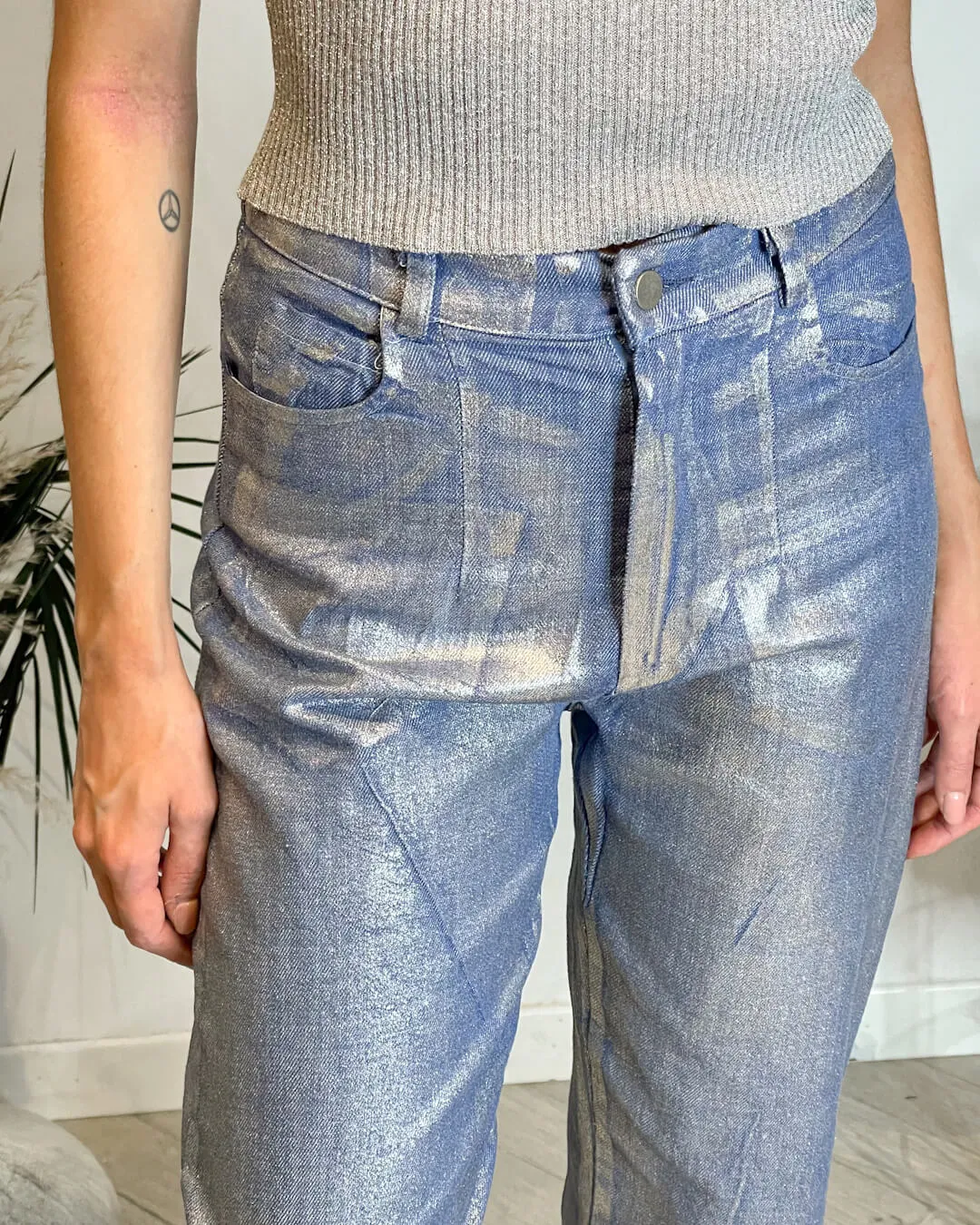 -JEANS CARROT-FIT SPALMATO ARGENTO – MOTEL