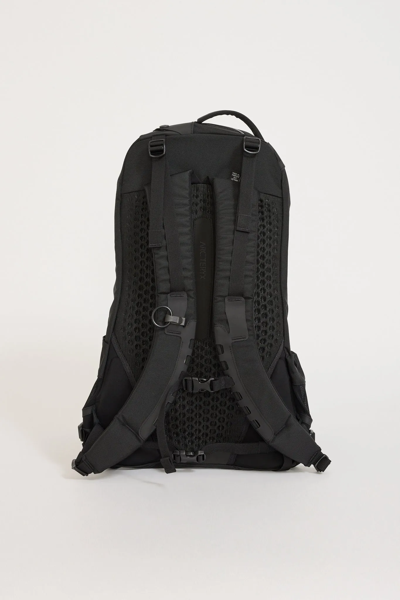 Arro 22 Backpack Black II