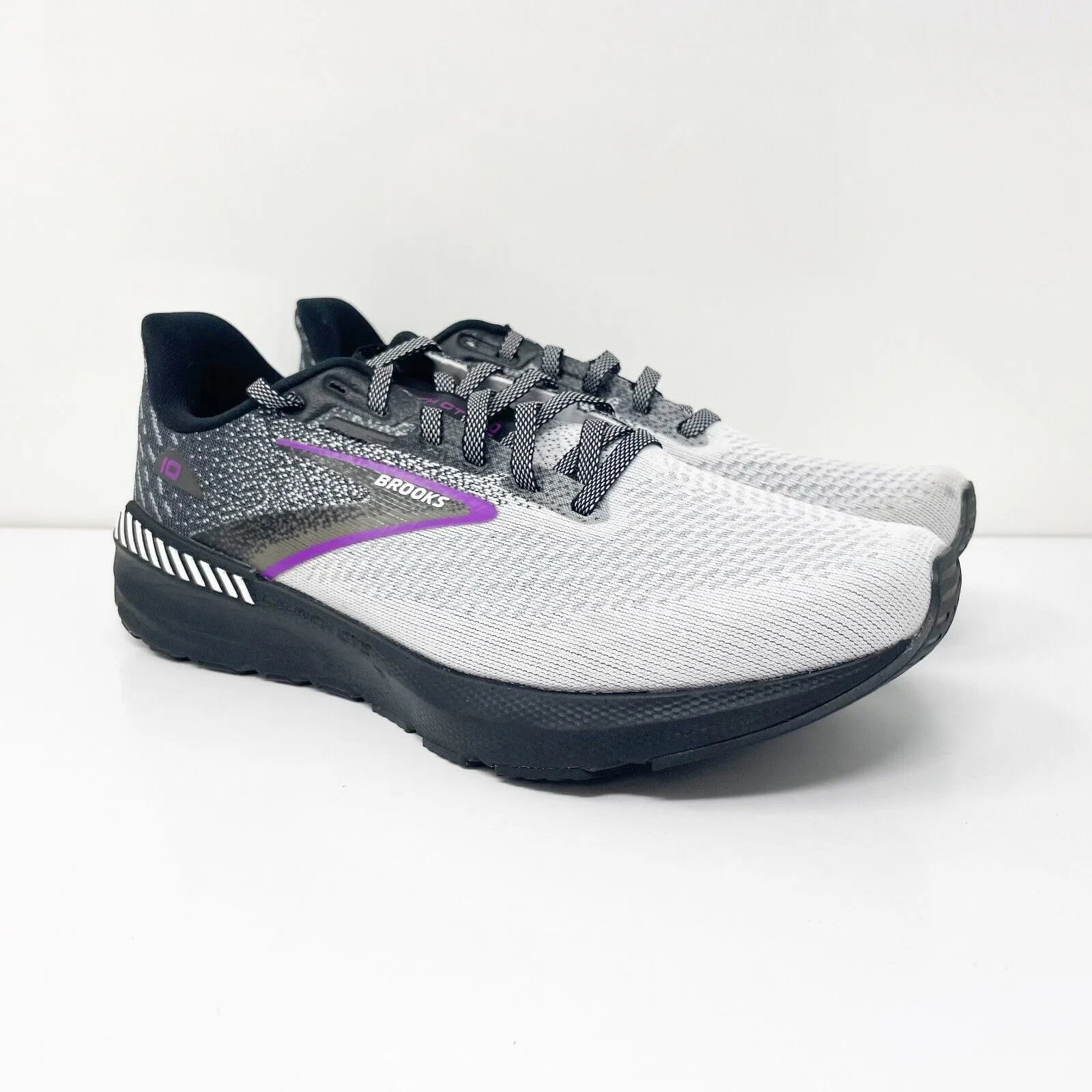 Brooks Womens Launch GTS 10 1203991D085 White Running Shoes Sneakers Size 9 D