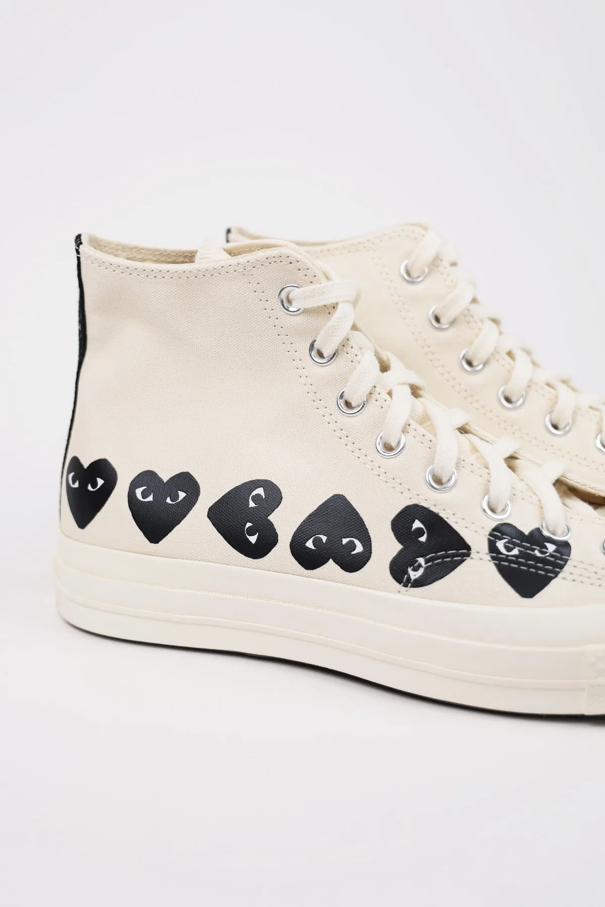 CdG PLAY x Converse Chuck Taylor Hi - White/Black Hearts