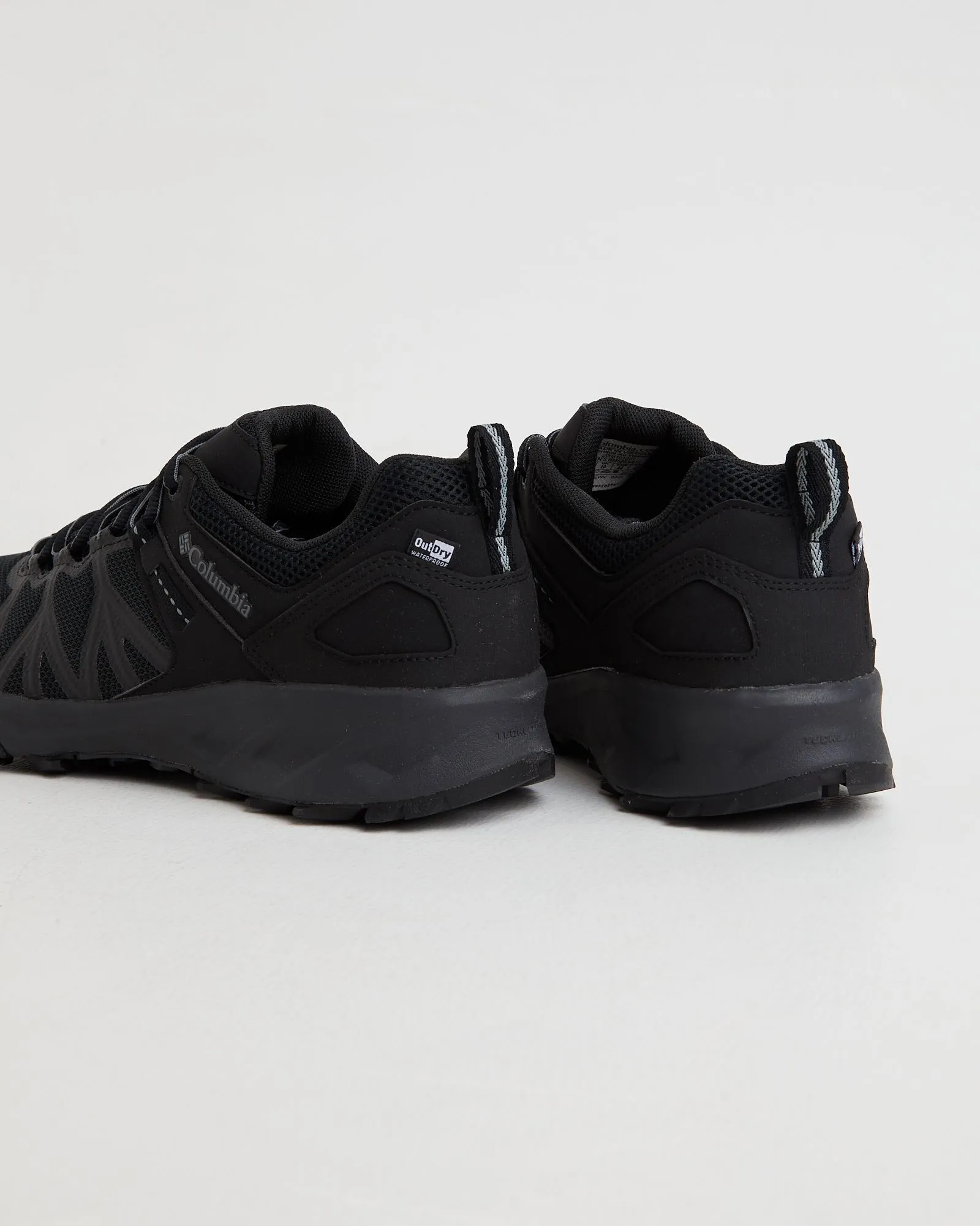 Columbia Peakfreak II Outdry Sneakers in Black Shark