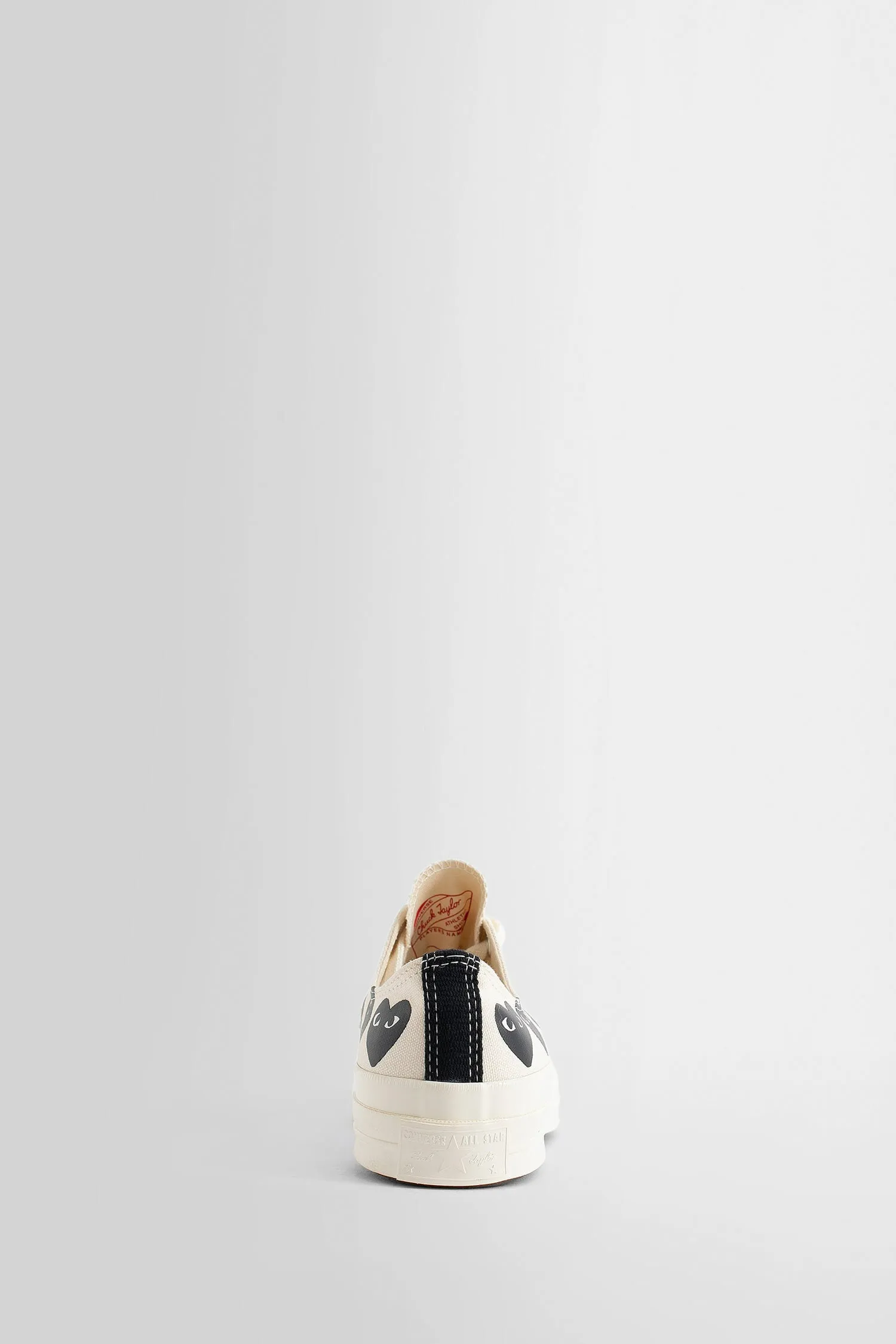 comme des garçons play converse collaboration chuck 70 low sneakers