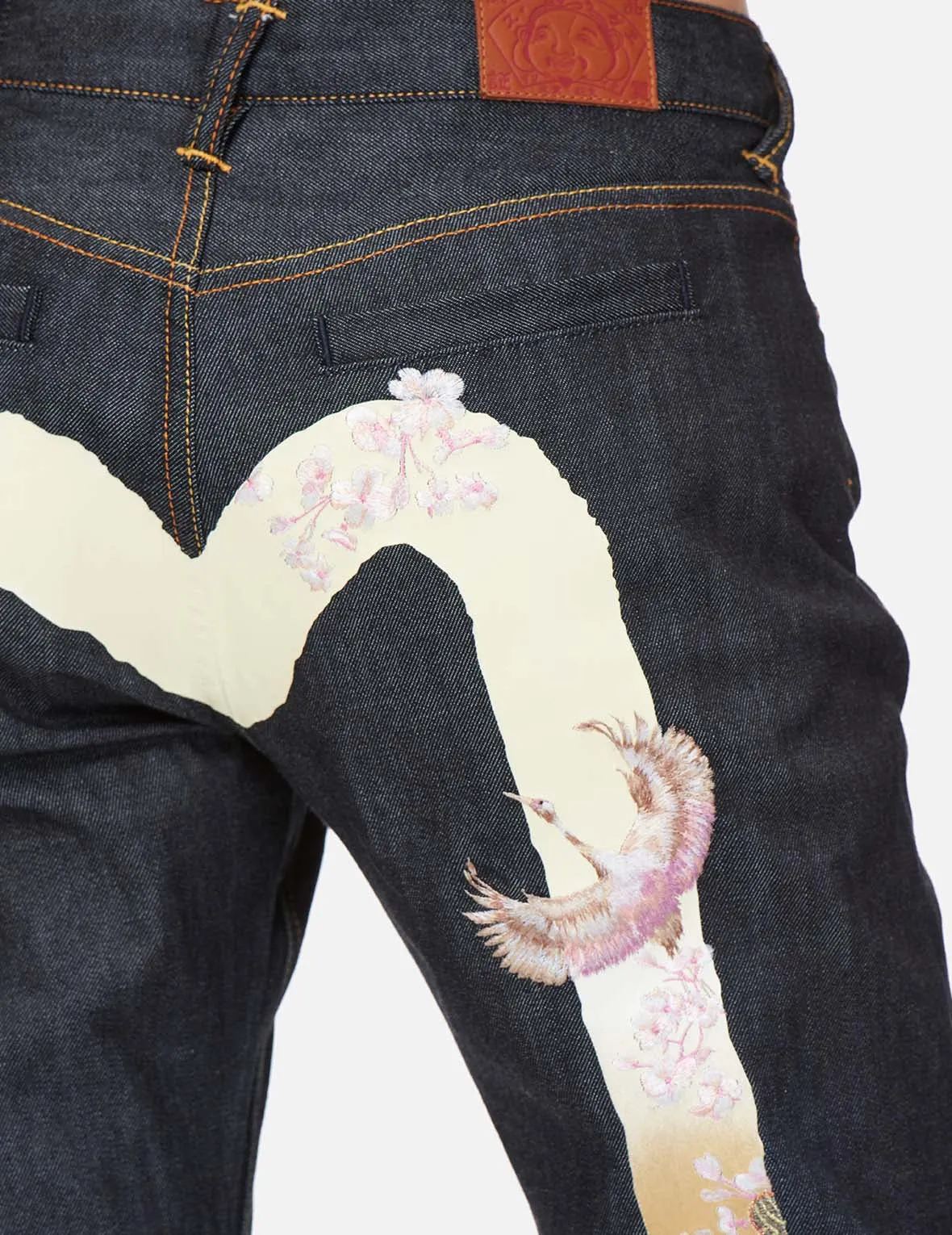 Crane Embroidered Gradated Daicock Boyfriend Jeans