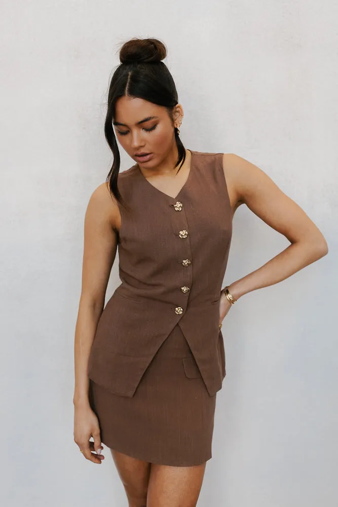 Finch Vest - Chocolate