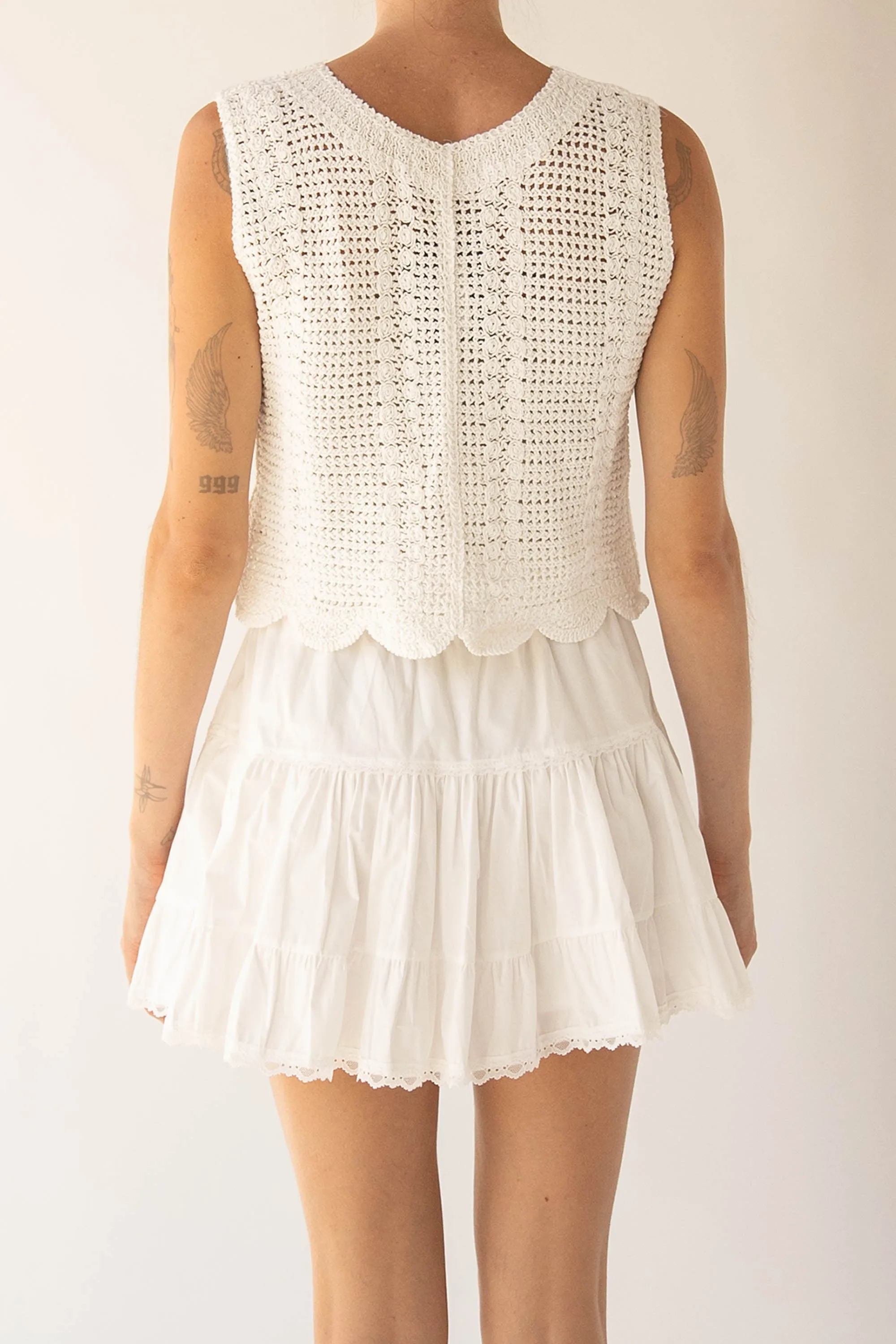 FLORAL EMBROIDERED CROCHET VEST