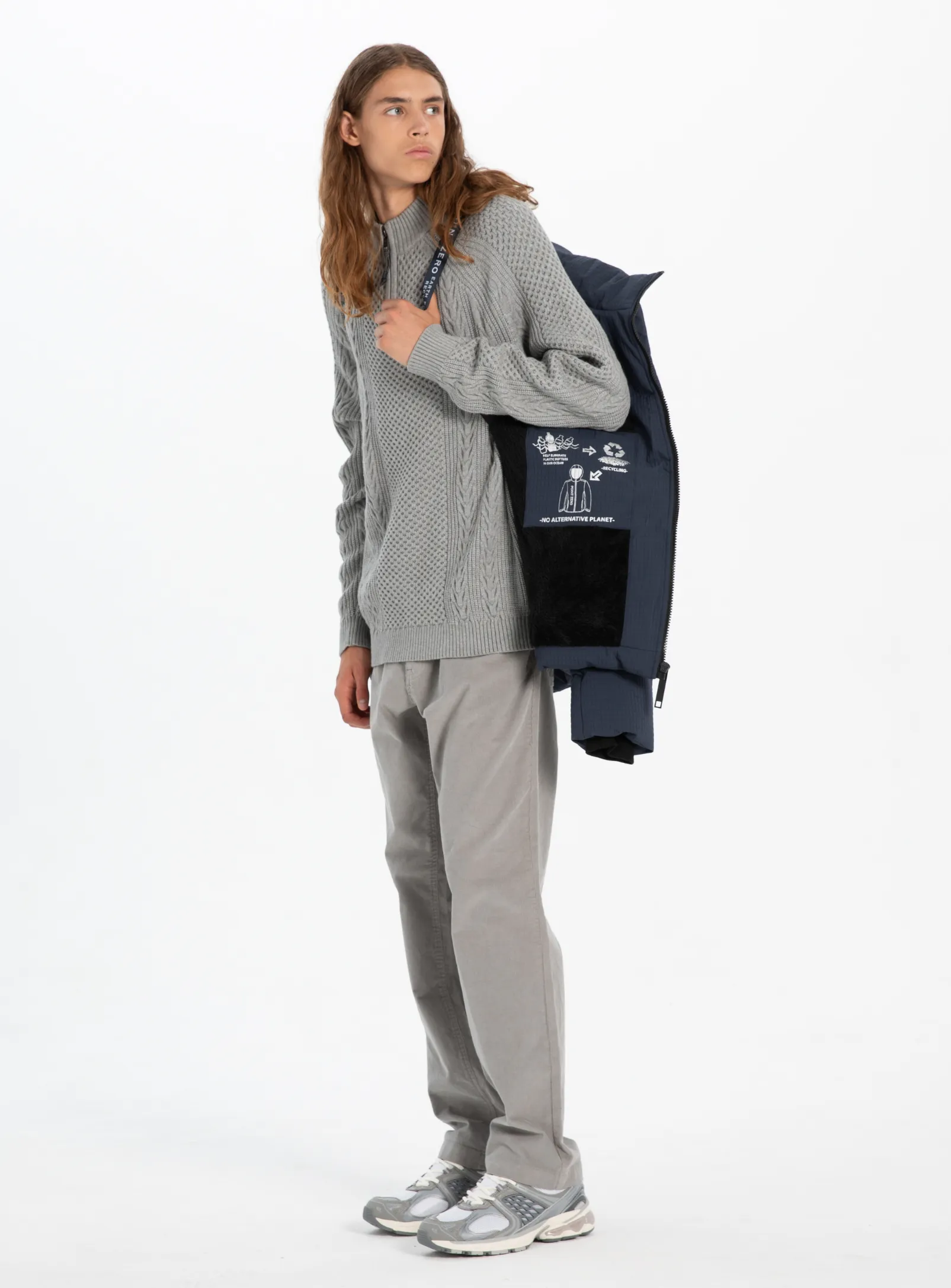 HENDRIX| Heat embossed texture puffer||HENDRIX| Manteau matelassée avec capuche