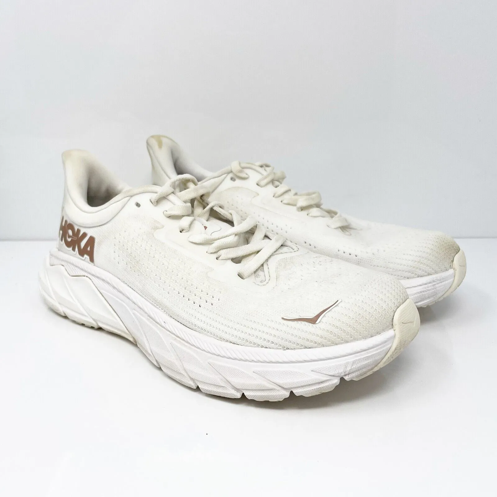 Hoka One One Womens Arahi 7 1147851 BSG White Running Shoes Sneakers Size 6 B