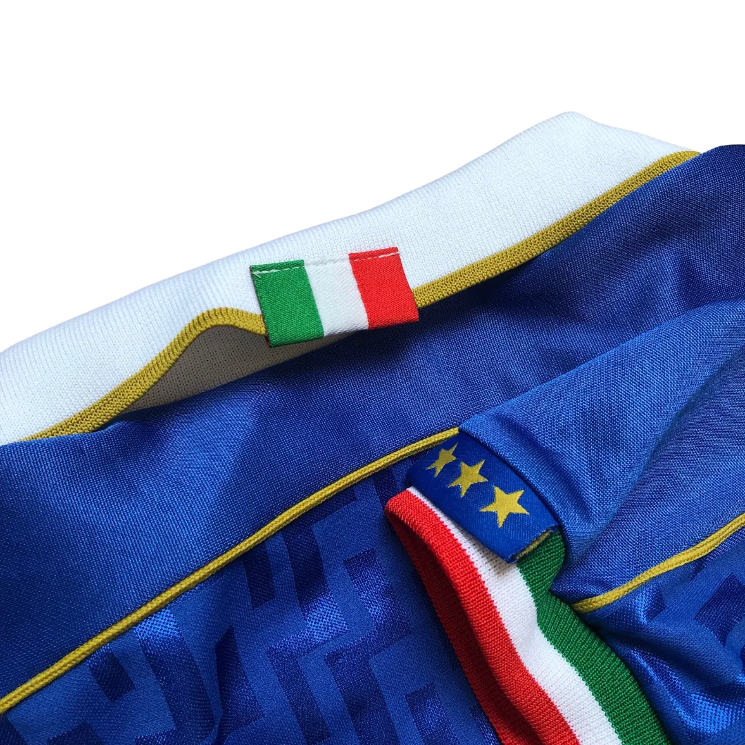 Italy 1995 Nike Original Home Football Shirt Medium