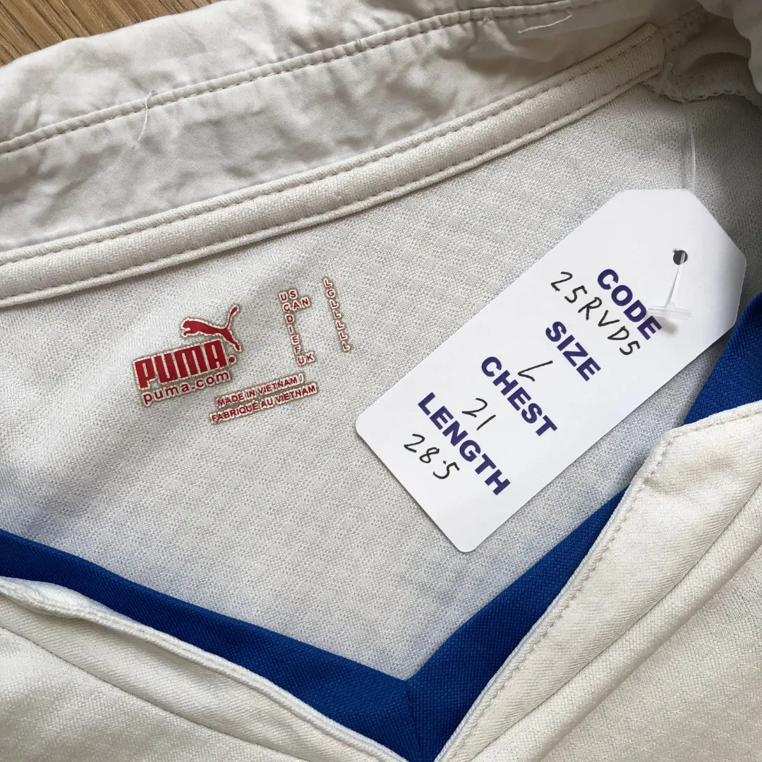 Italy 2010/2012 Pirlo Puma Original Away Football Shirt Large