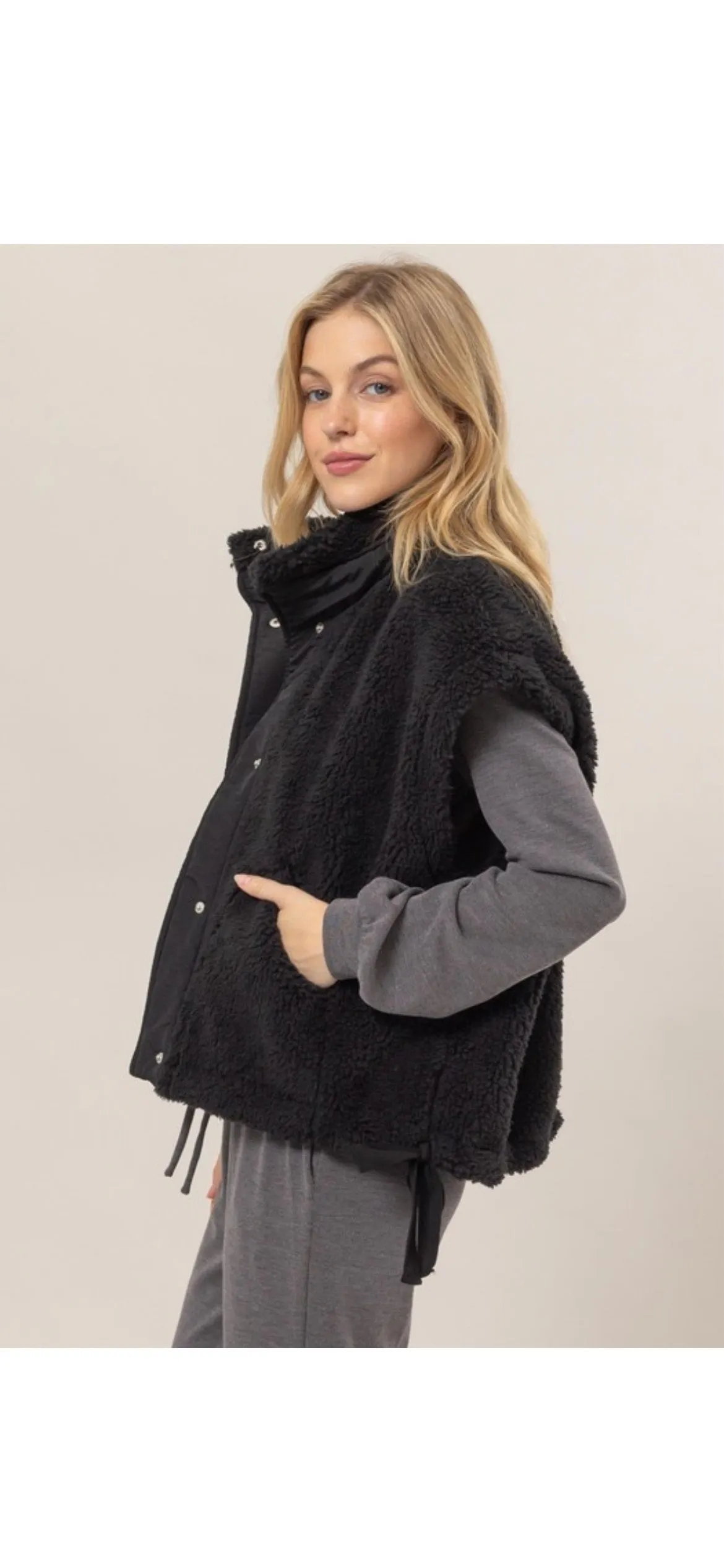 Jessie Black Oversized Sherpa Vest