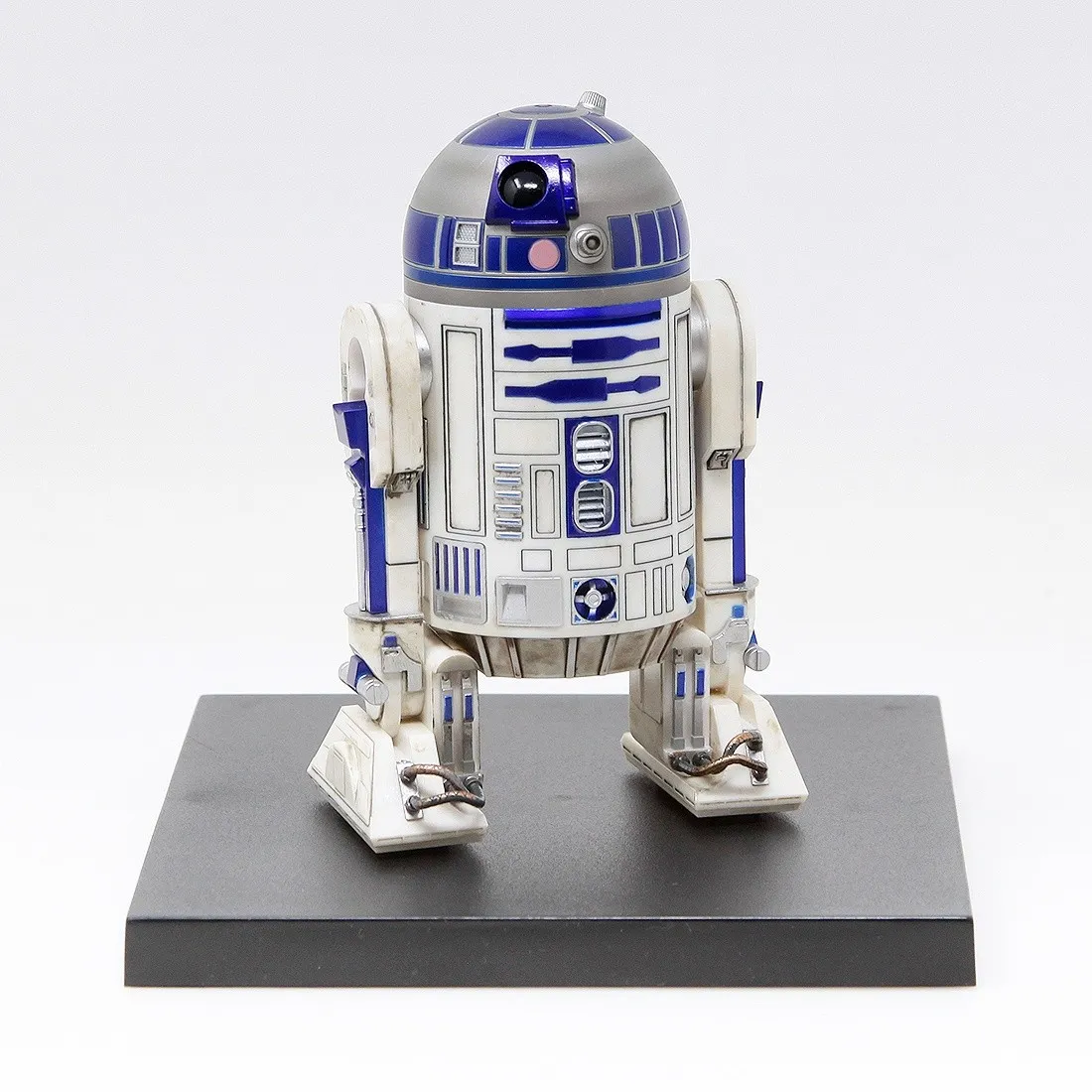 Kotobukiya ARTFX+ Star Wars The Force Awakens R2-D2 And C-3PO With BB-8 Statue (white)