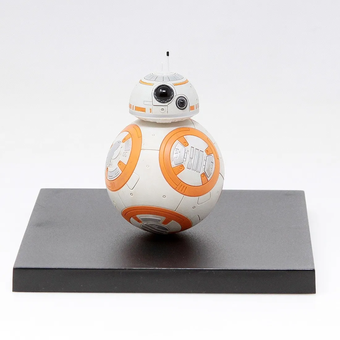 Kotobukiya ARTFX+ Star Wars The Force Awakens R2-D2 And C-3PO With BB-8 Statue (white)