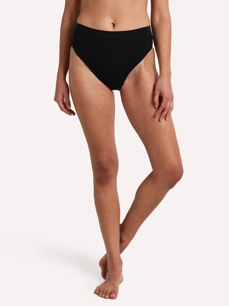     L SPACE  Women's Ribbed Frenchi Bikini Bottom    