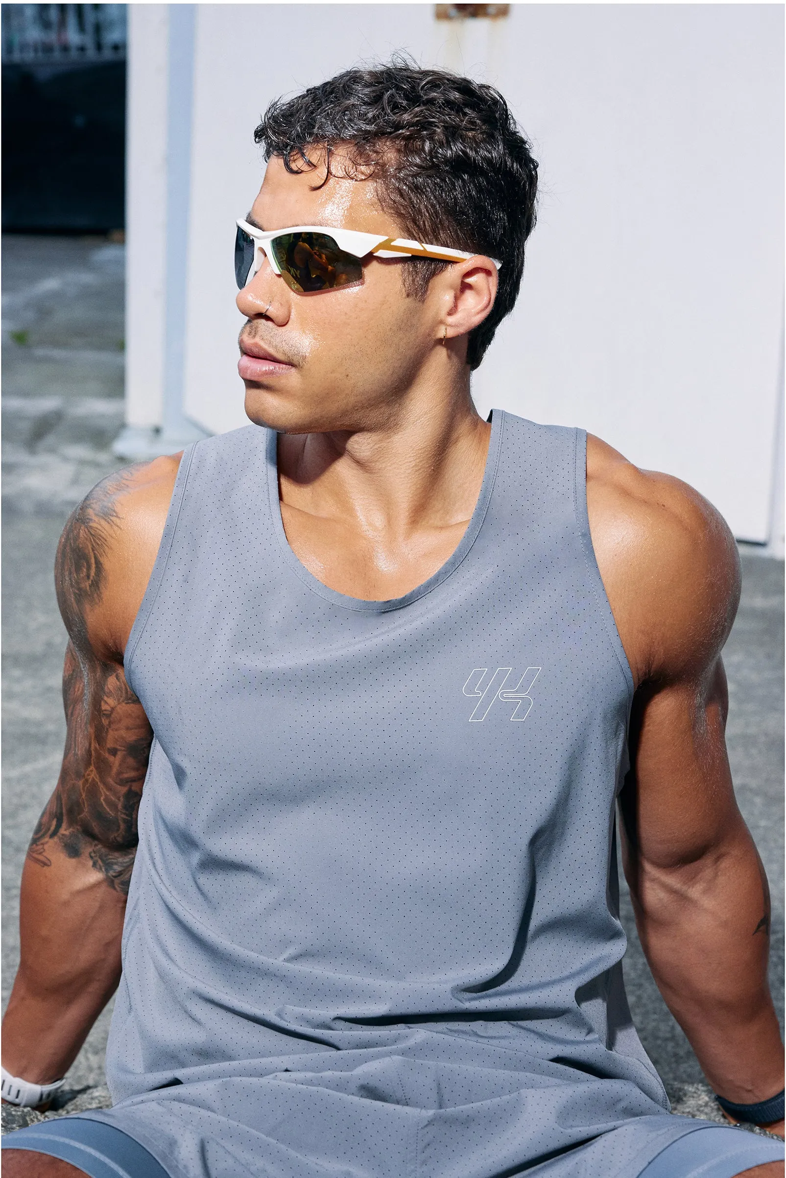 Move Running Tank | GREY