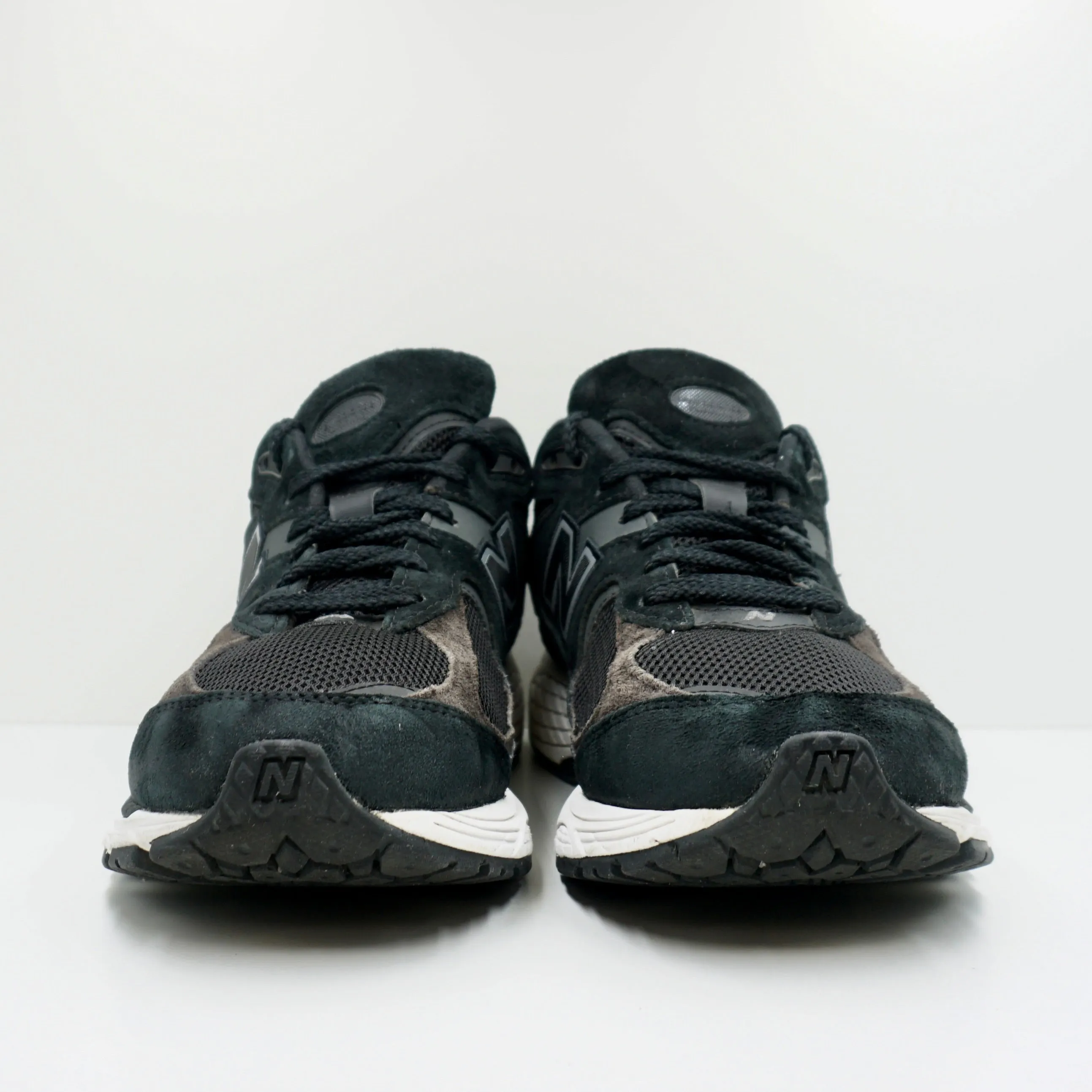 New Balance 2002R Black Gunmetal