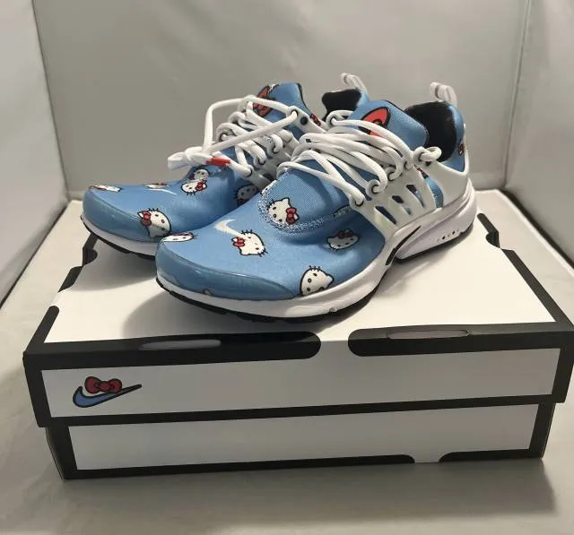 Nike air presto hello kitty university blue new in box