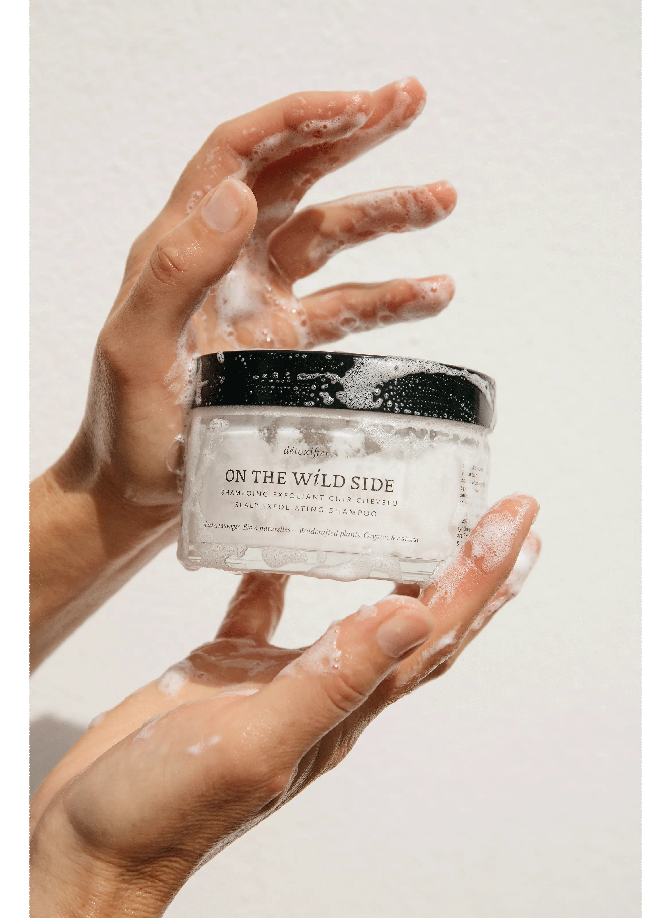 ON THE WILD SIDE  Scalp Exfoliating Shampoo