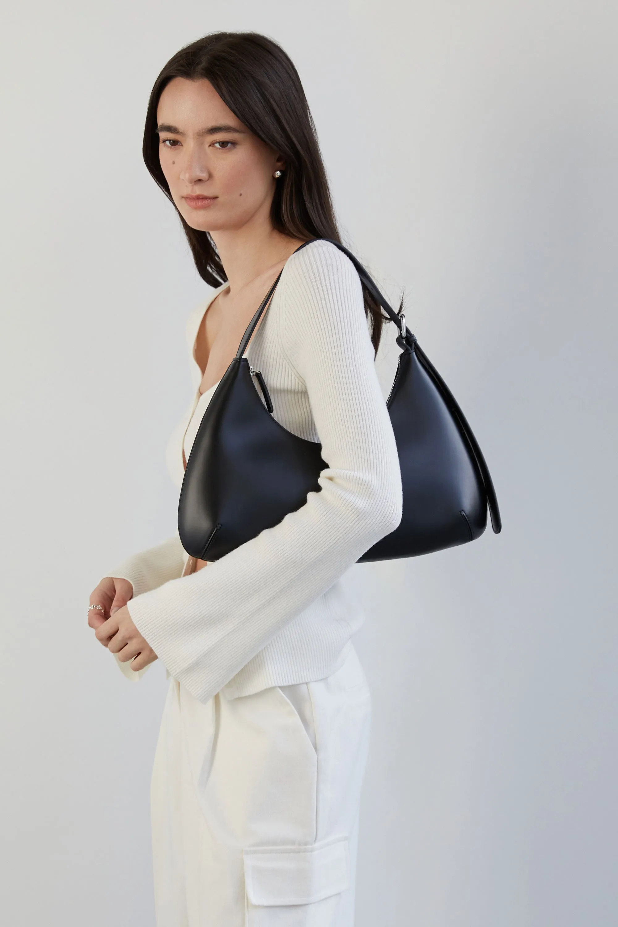 SMALL ROUNDED SHOULDER BAG