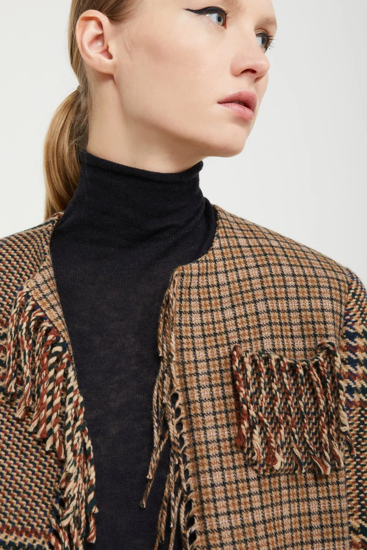 Tartan jacket with fringes
