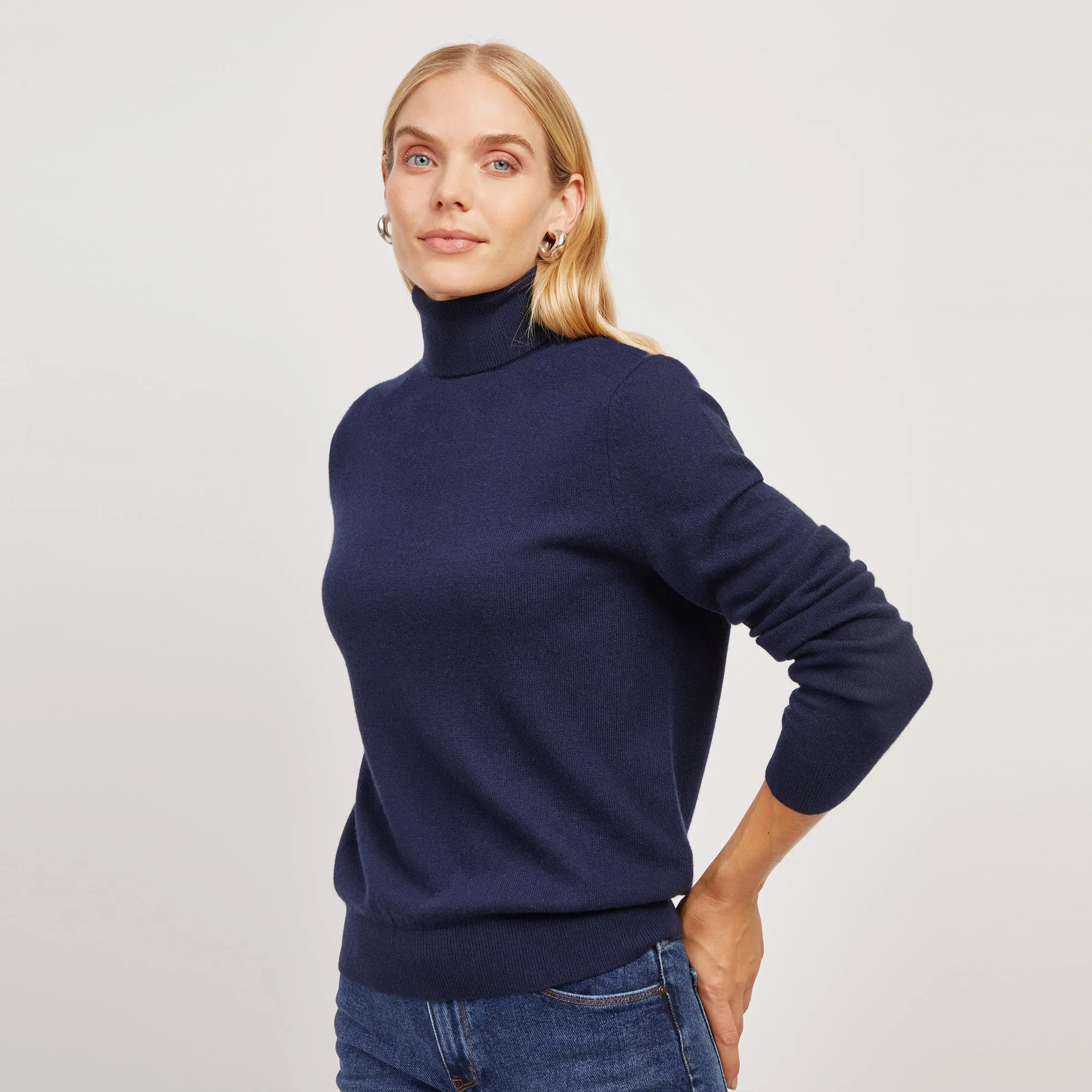 The Cashmere Turtleneck Willow Sweater