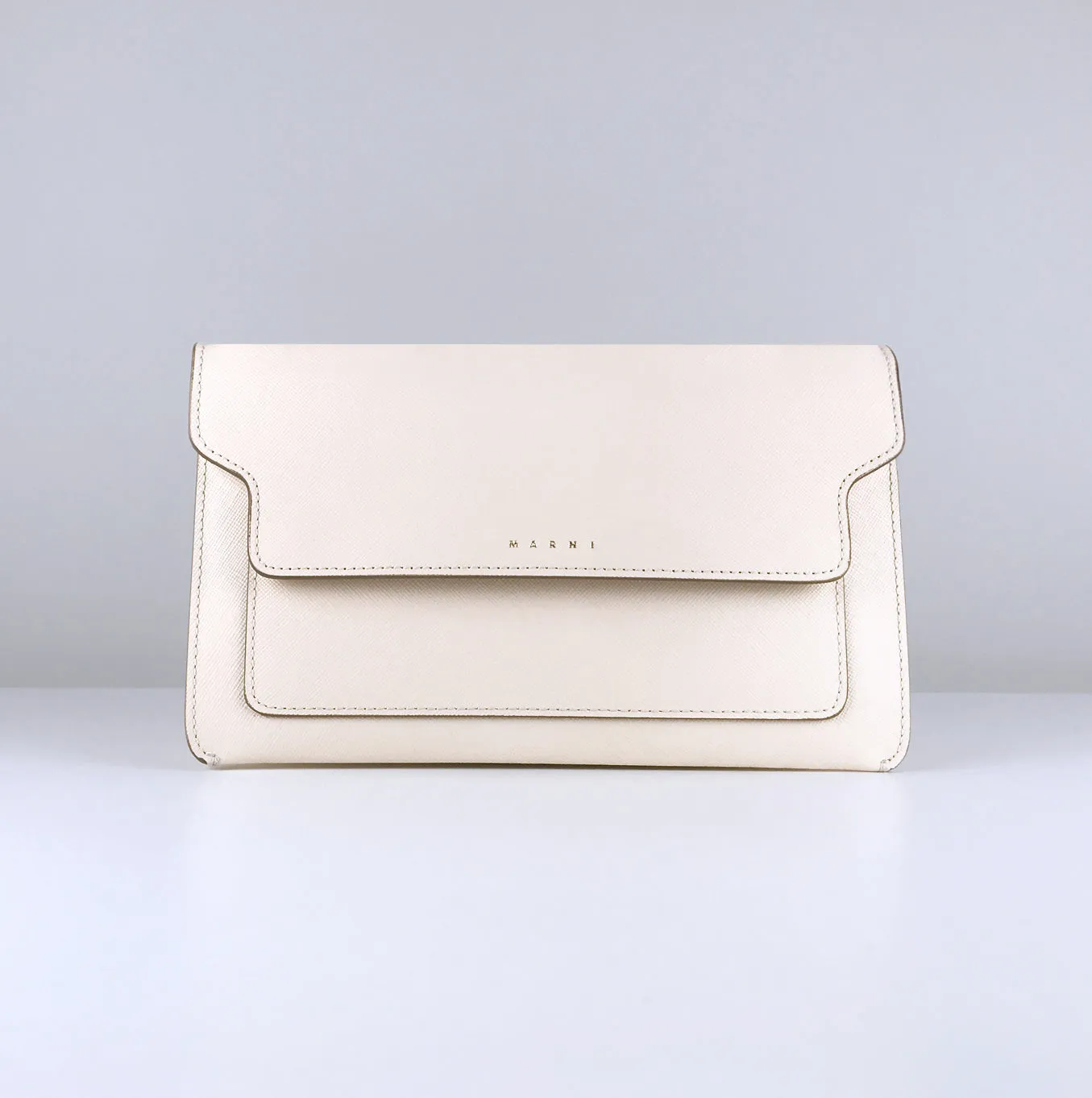 TRUNK CLUTCH