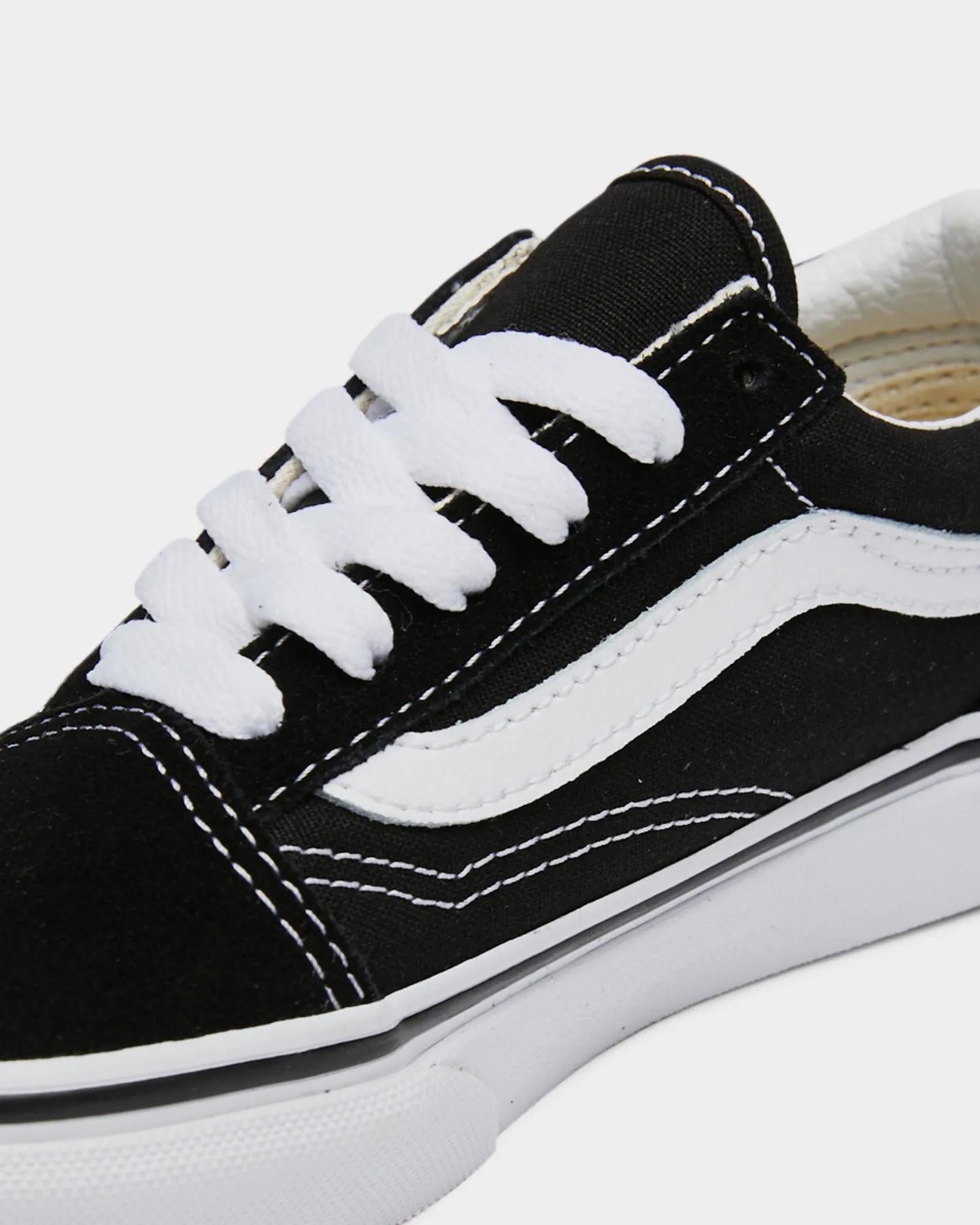 Vans Kids Old Skool - Black / True White | SurfStitch