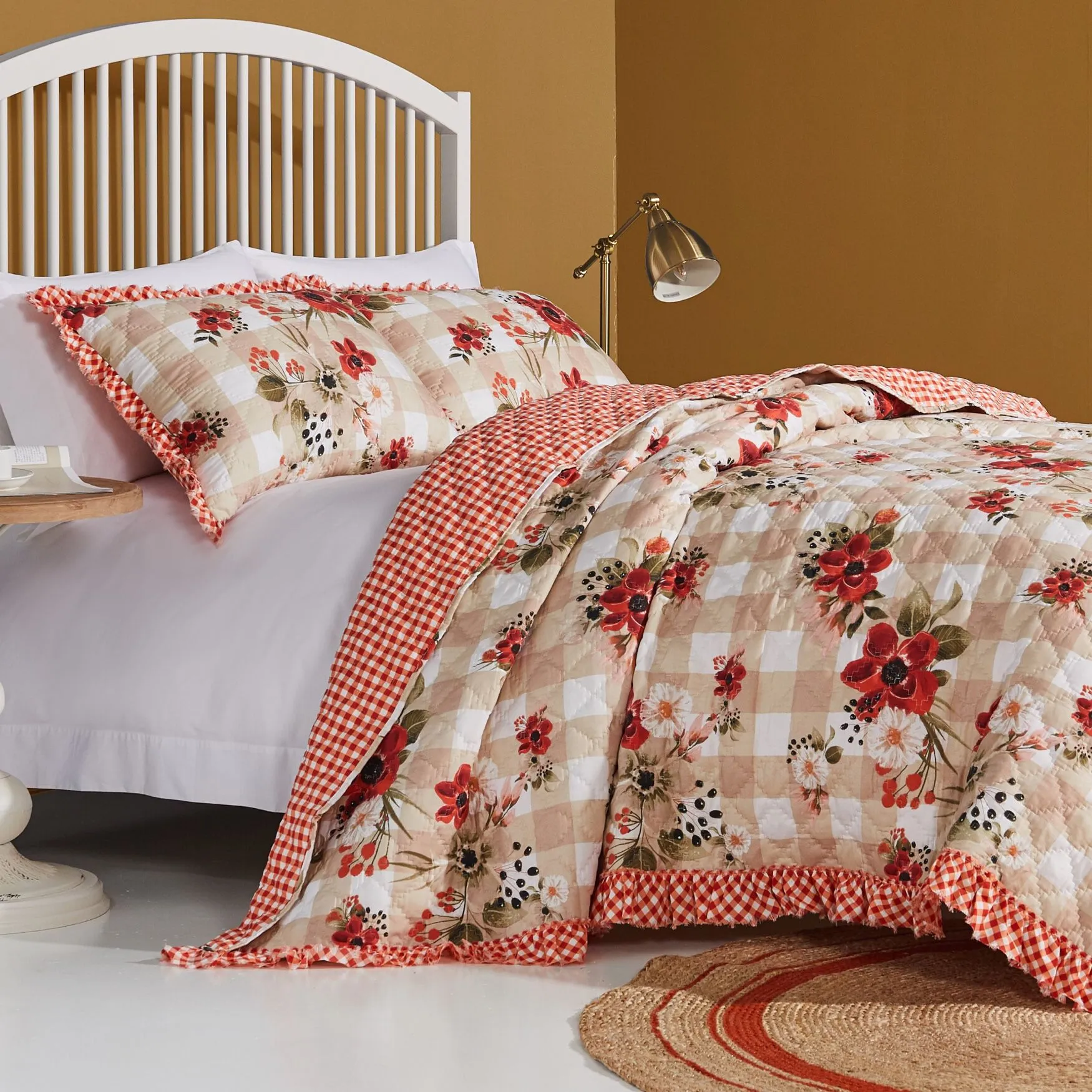 Wheatly Ruffled Gingham Quilt And Pillow Sham Set