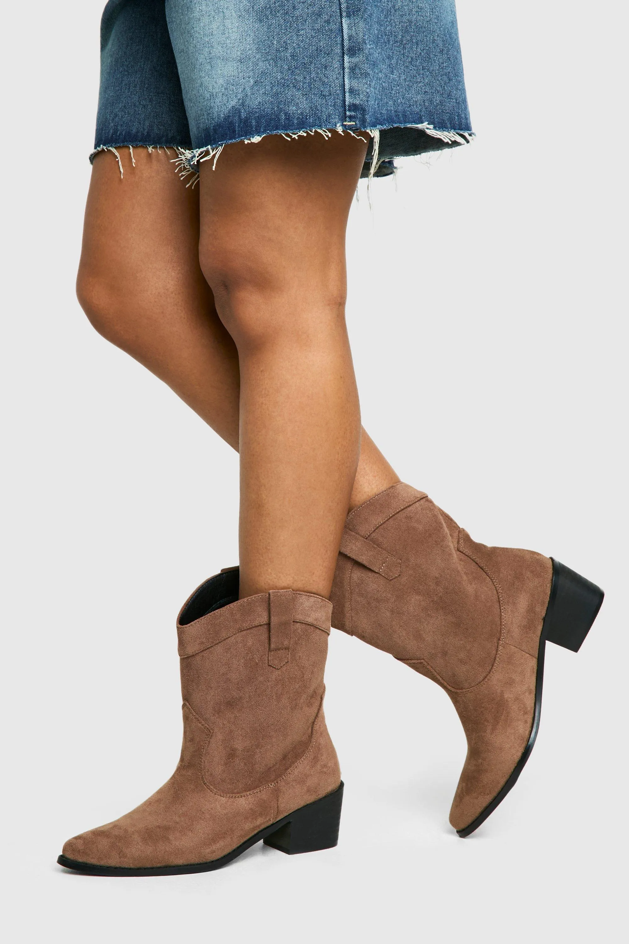 Wide Fit Vintage Look Stitch Detail Ankle Western Boots