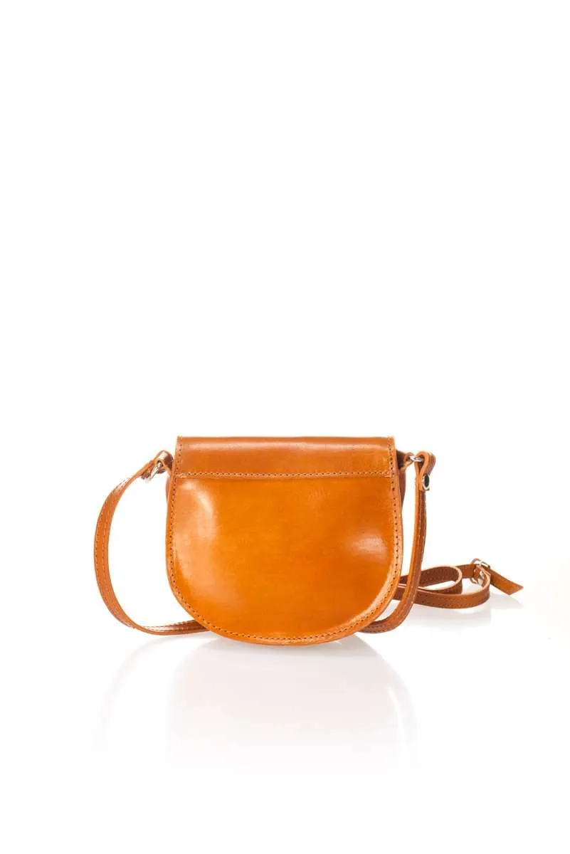  Women’s Classic Leather Crossbody Bag With Flap Closure