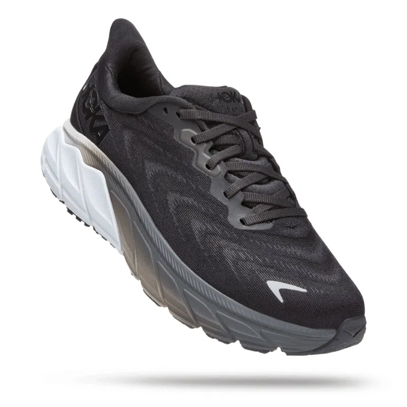 Women’s HOKA Arahi 6 – Black/White (BWHT)